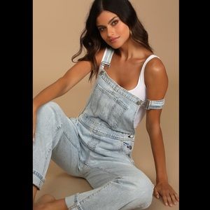 DAZE denim light wash overalls - from lulus